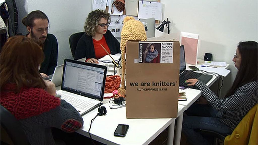 El equipo de 'We are Knitters' necesita cambiar de oficina