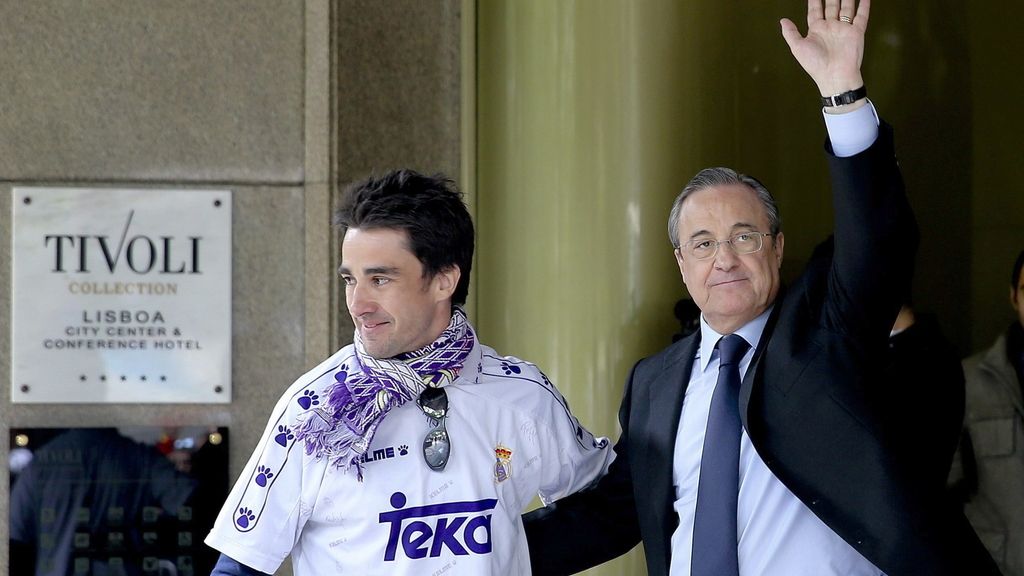 Florentino Perez visita el hotel de concentración del Real Madrid