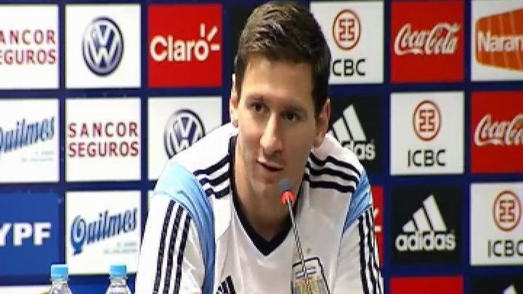 Messi: "Higuaín es uno de los mejores delanteros del mundo, nos vendría muy bien”