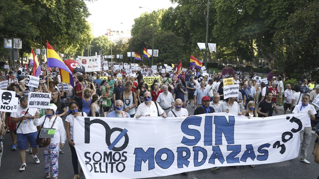 Protestas en Madrid contra la entrada en vigor de la 'ley mordaza'