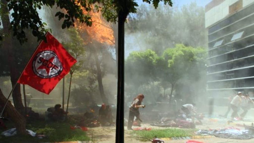 Una bomba en Turquía causa 30 muertos y un centenar de heridos