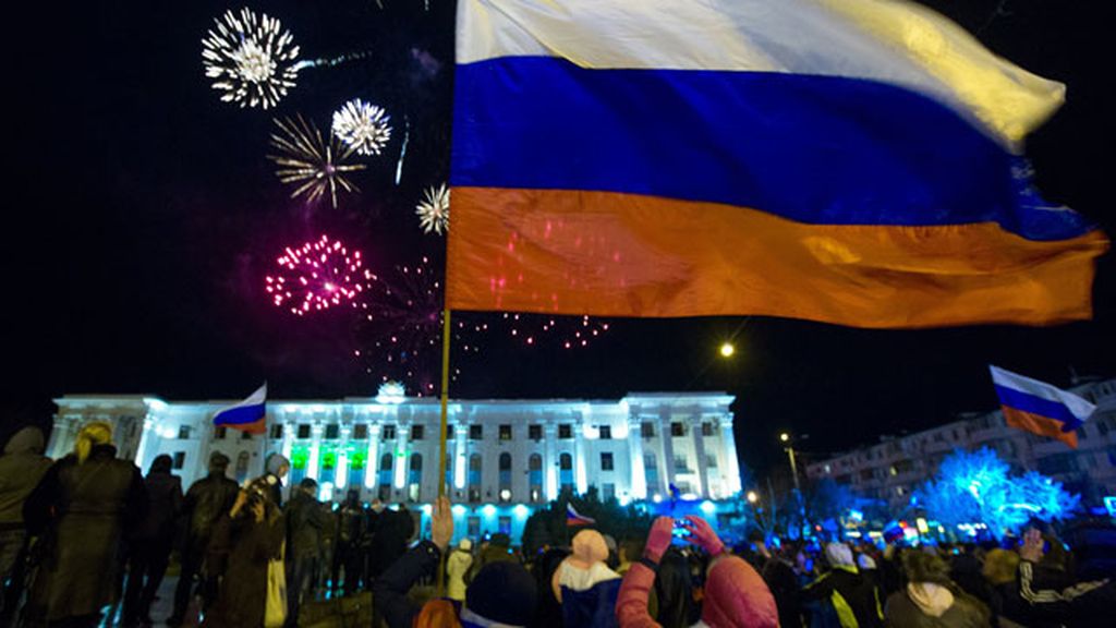 La comunidad internacional estudia sanciones contra Crimea