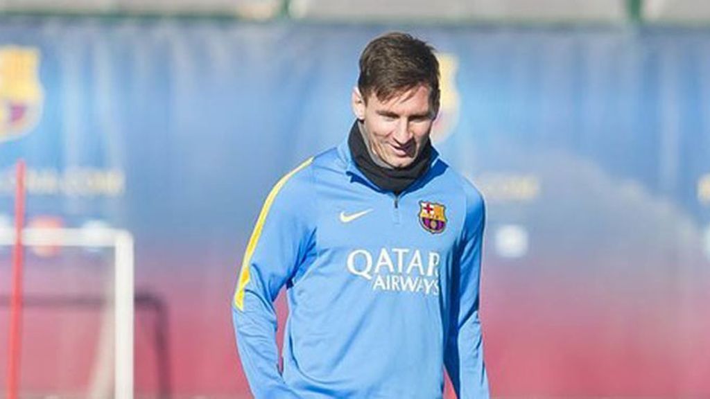 Messi vuelve a los entrenamientos pese a la paliza de kilómetros de avión que llevaba