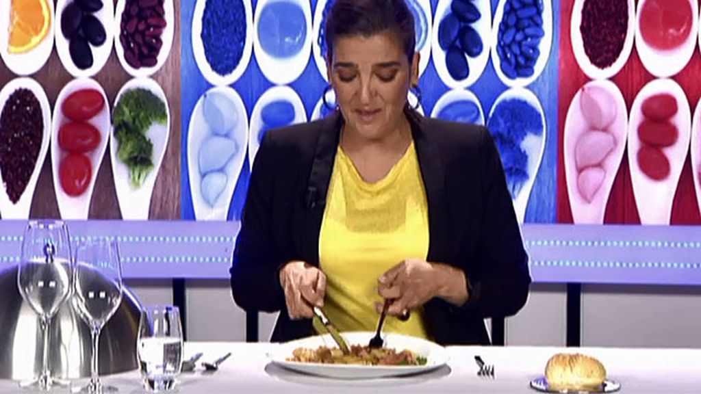 María Jiménez Latorre, sobre el rostit de alitas fiesteras: "El plato nada en aceite"