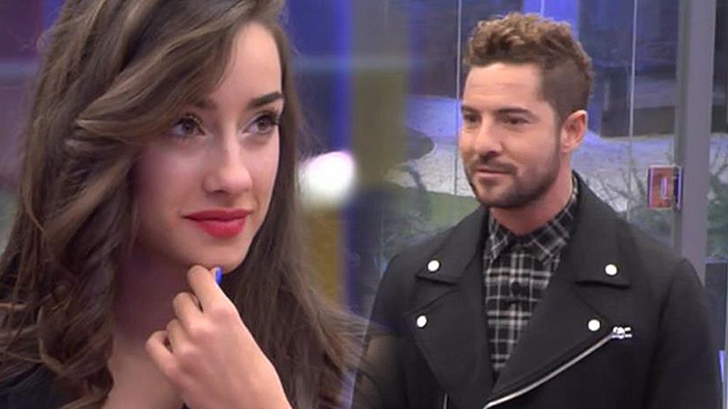 Adara le hace ojitos a David Bisbal