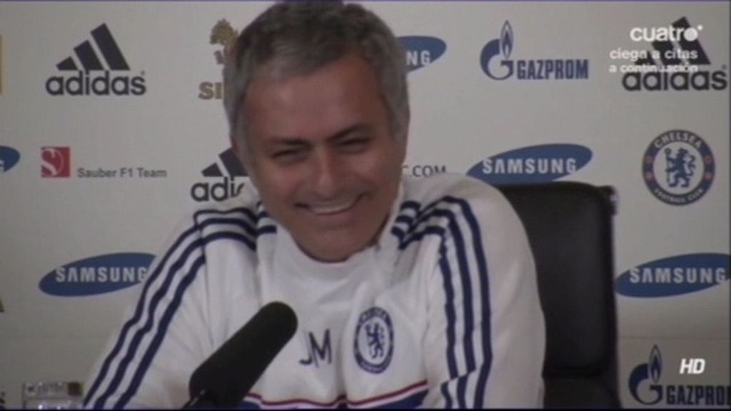 La rueda de prensa de Mourinho fue interrumpida con un: "me cago en la p..."