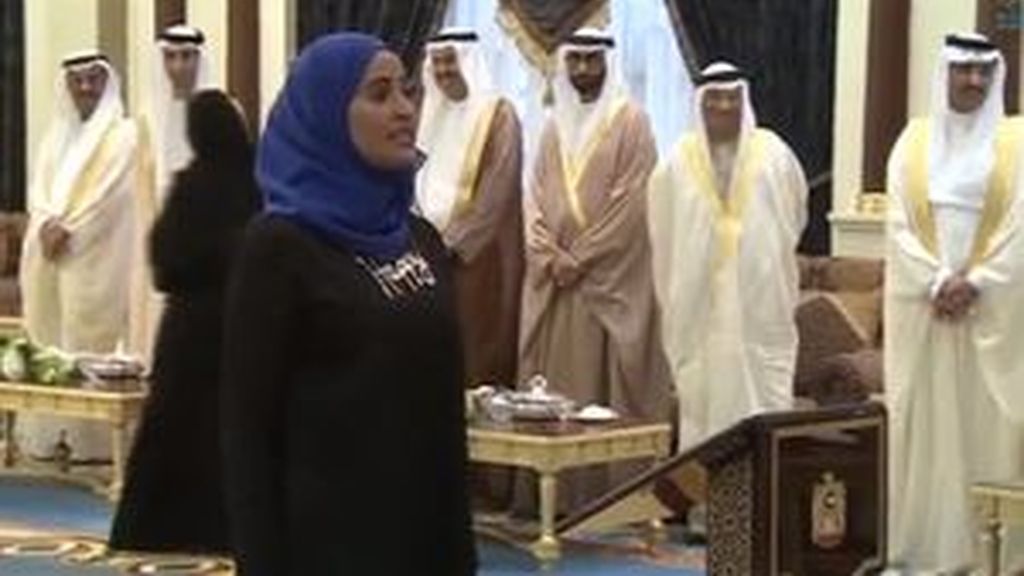 Los Emiratos Árabes nombran a su primera Ministra de la Felicidad