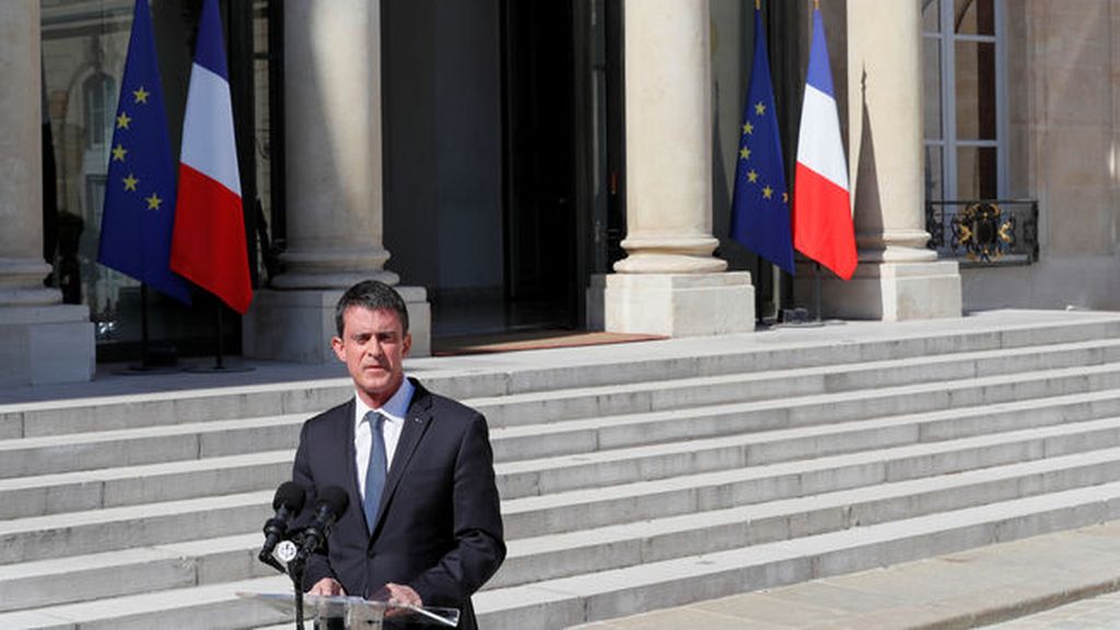 Francia  amplia el estado de emergencia seis meses más
