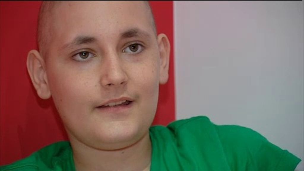 Adrián, un niño con cáncer cuya historia el PP no quiso escuchar