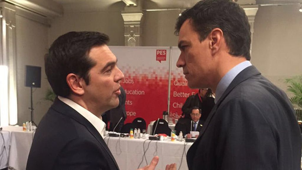 Sánchez pide a Tsipras que interceda por él ante Pablo Iglesias