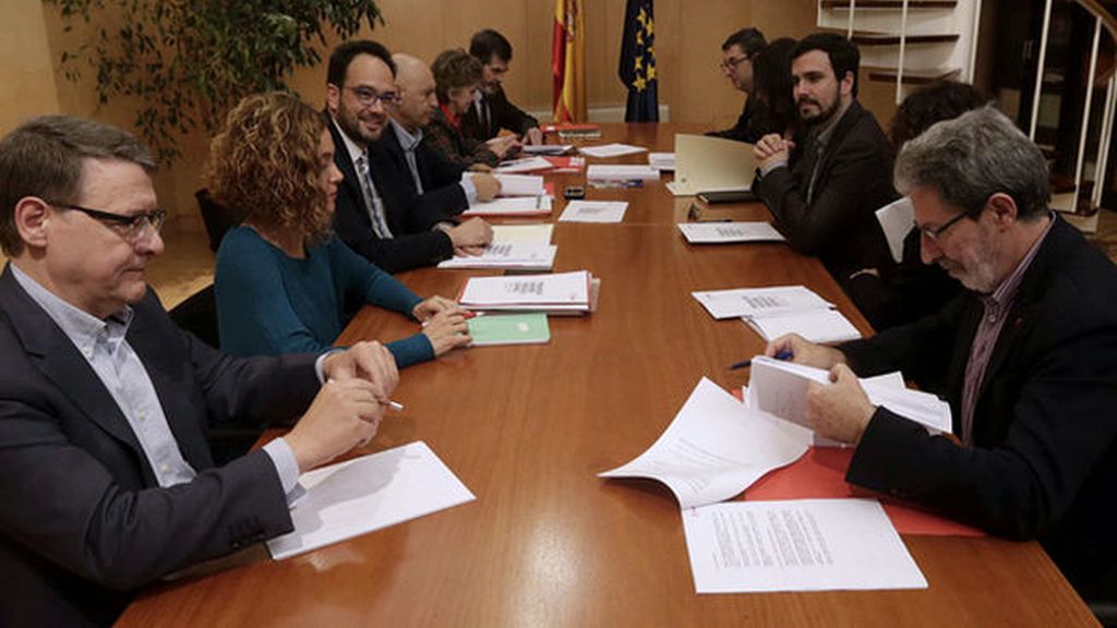 El PSOE presenta sus medidas de negociación