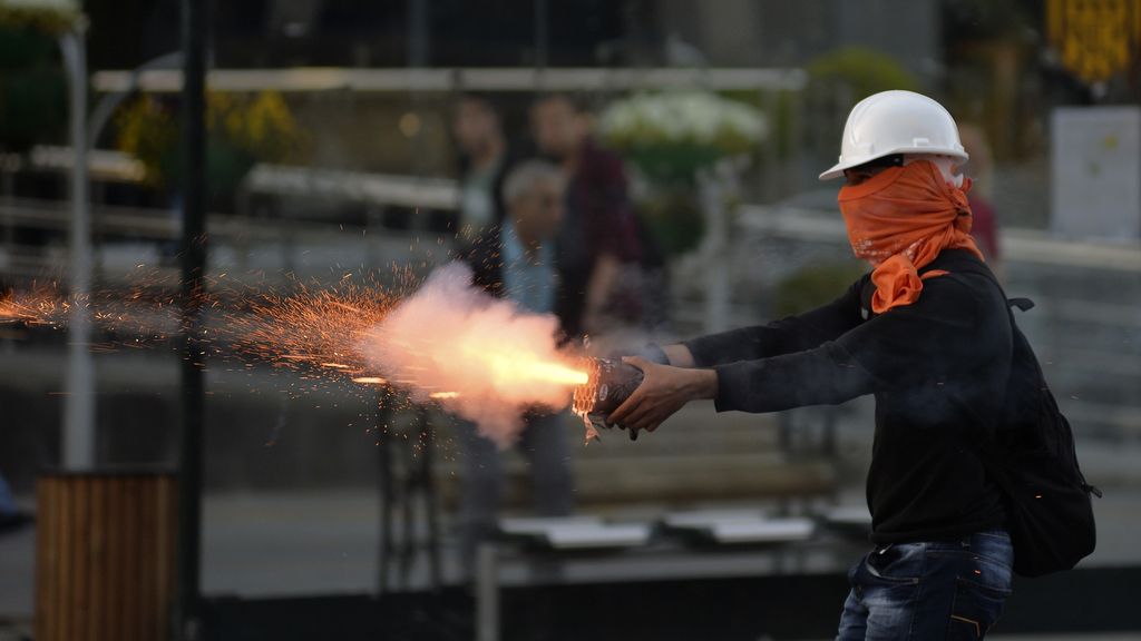 Estambul arde por la indignación tras la tragedia en la mina de Soma