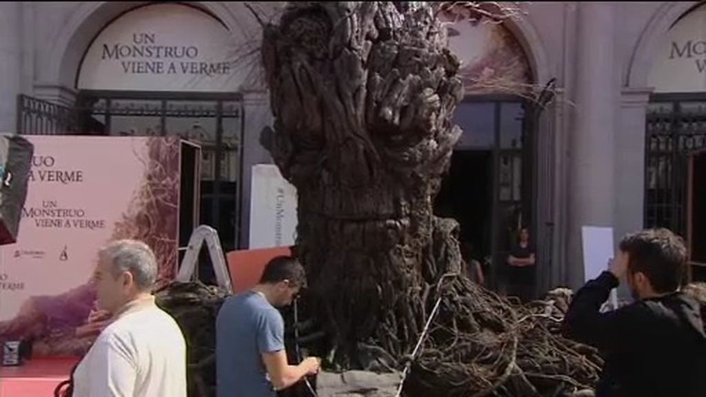 El Teatro Real, listo para el estreno más esperado de ‘Un monstruo viene a verme’