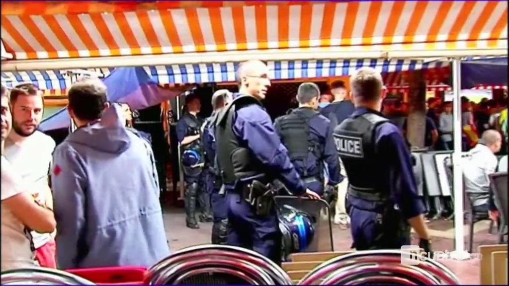 La policía francesa alucina con el buen rollo entre hinchas españoles y turcos
