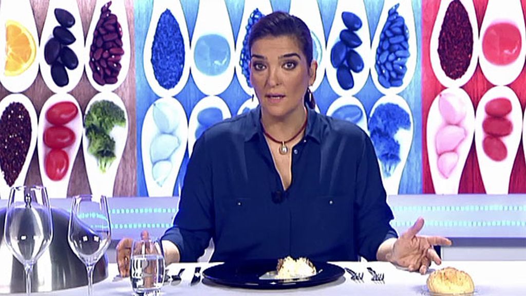María Jiménez Latorre valora positivamente el plato de Montse y Regina