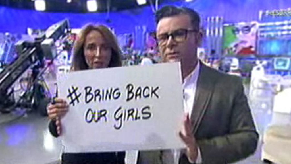 'Sálvame' también pide la liberación de las 200 niñas secuestradas