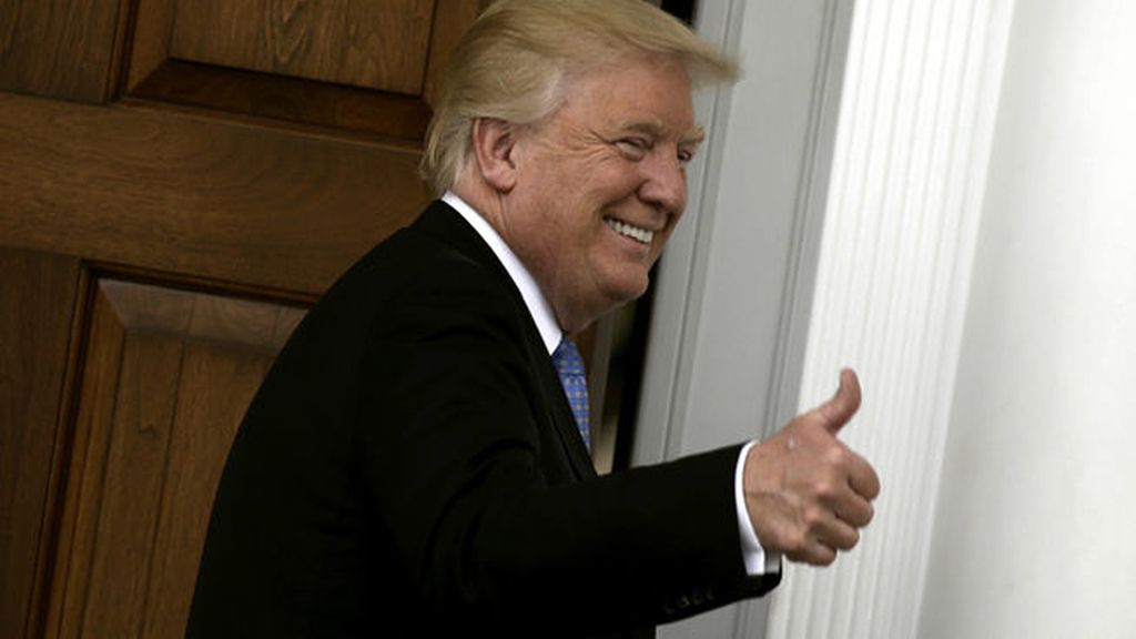 Donald Trump no rehúye a continuar atacando a los medios que le parodian