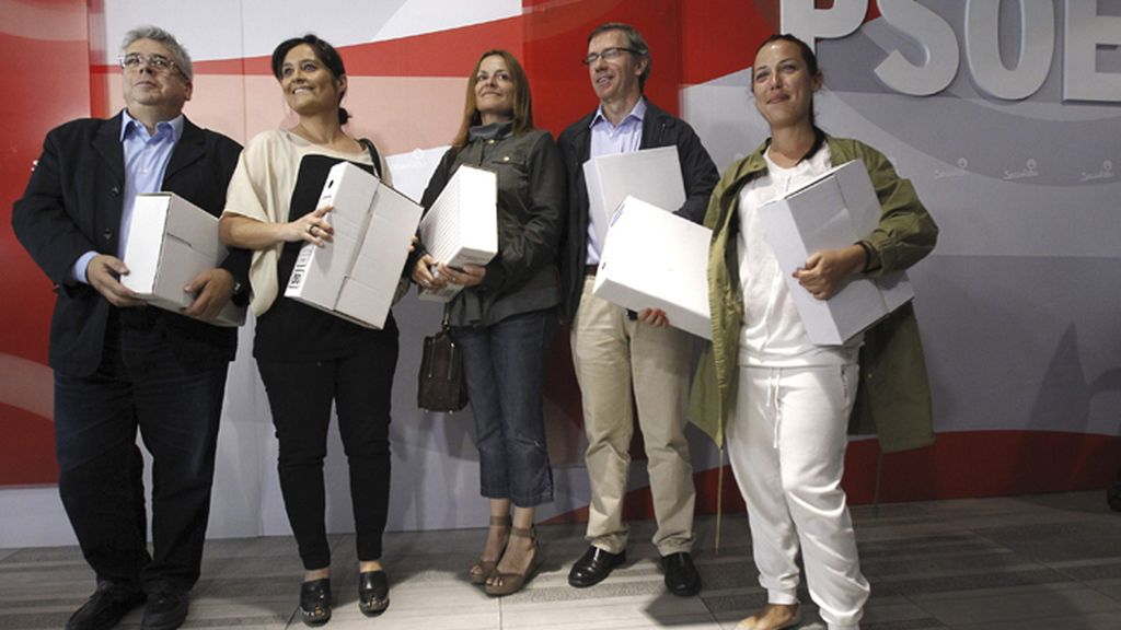 Los aspirantes a liderar el PSOE dan las gracias a los militantes por apoyarles