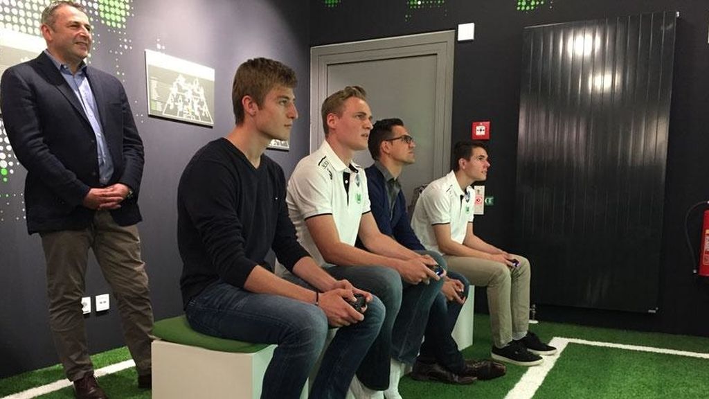 Así son los dos nuevos fichajes del Wolfsburgo. ¡Jugadores de FIFA!