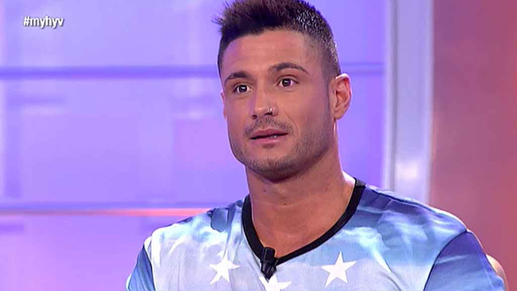 Ángel: "He tenido un percance en la ducha"