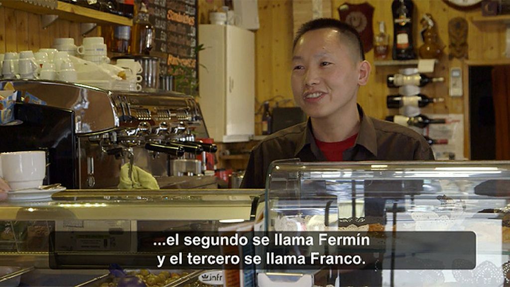 Chen Xian Gwei nos habla de su restaurante, en el que prepara comida típica española