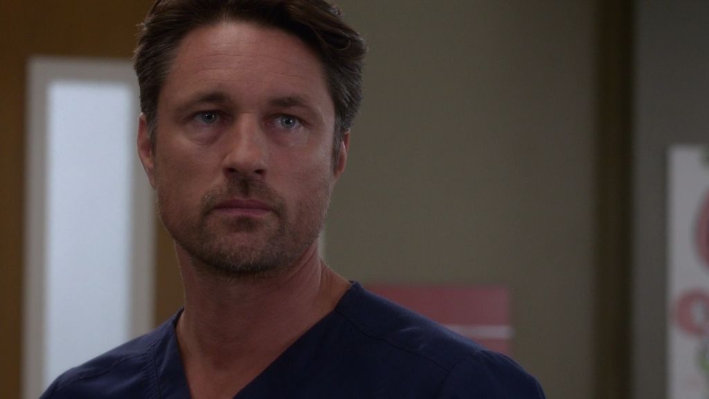 Nathan, a Meredith: “Yo no te pregunto por tu marido muerto”