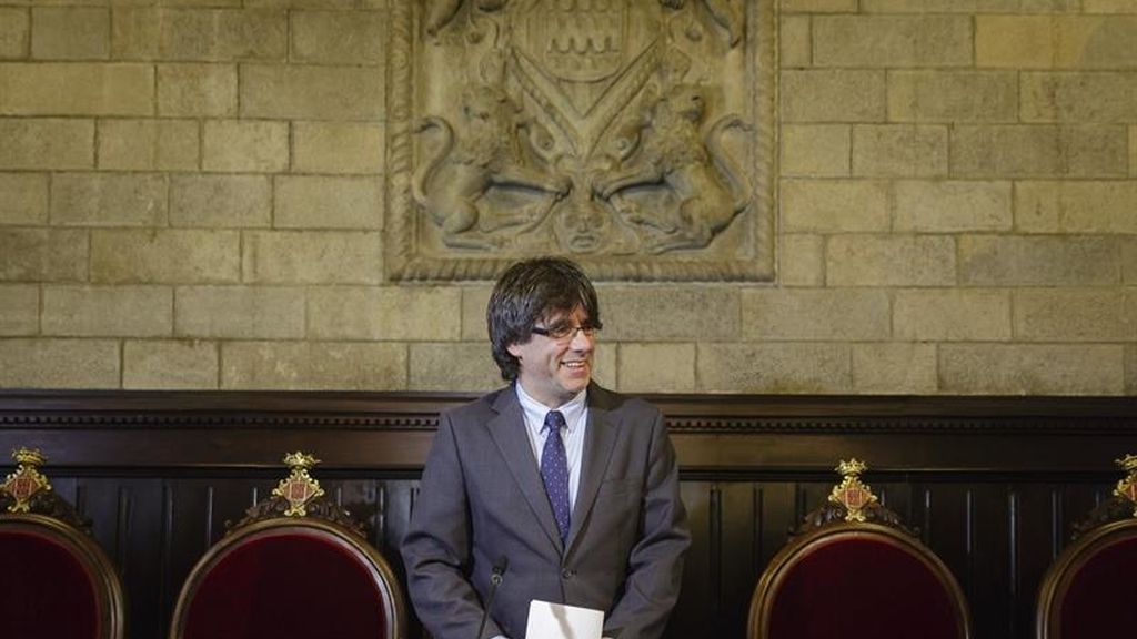 Puigdemont: “Mariano Rajoy es un presidente en funciones y hace declaraciones en funciones”