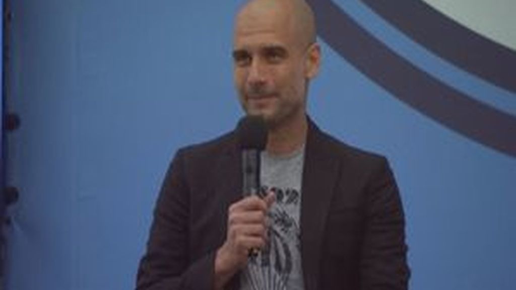 El Manchester City presenta Pep Guardiola