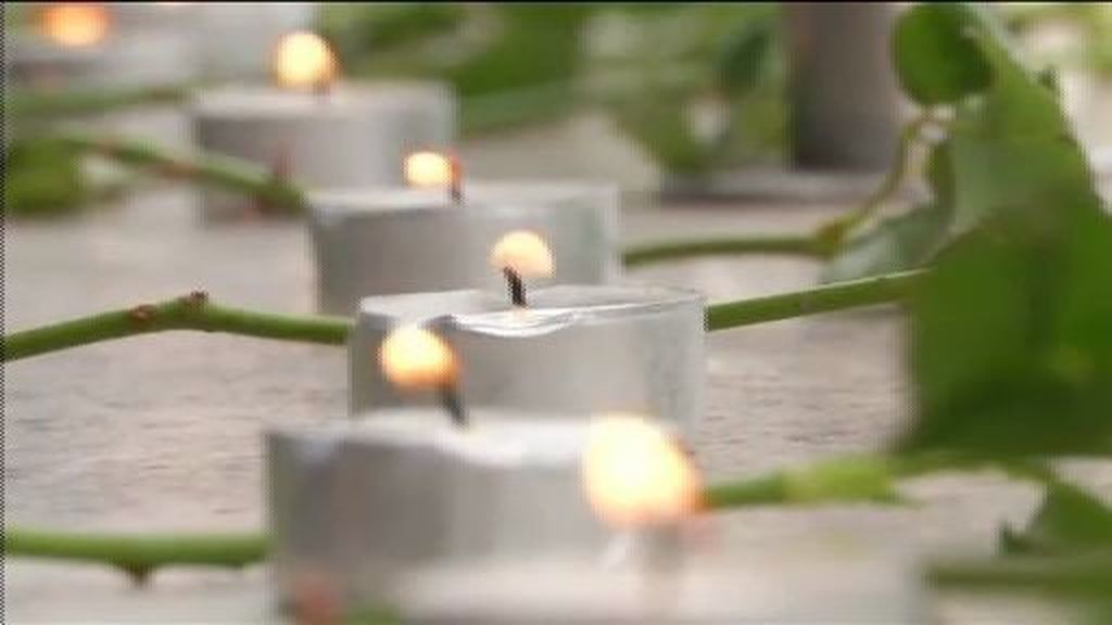 Velas y flores en señal de duelo por las víctimas del tiroteo de Múnich