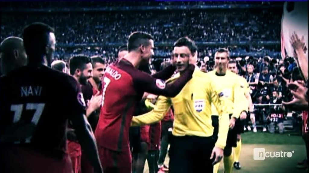 El gesto de alegría de Cristiano Ronaldo al árbitro ¡Menudo meneo a Clattenburg!