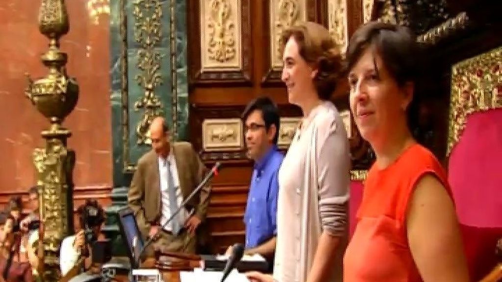 La oposición obliga a Ada Colau a cobrar un sueldo de 100.000 euros