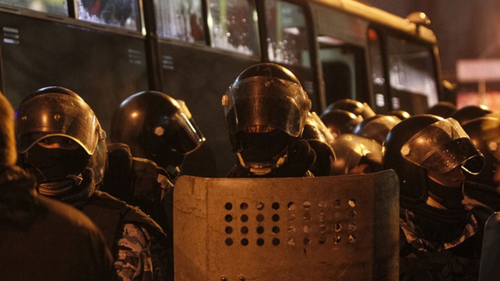 Violentos disturbios en Ucrania tras la condena a prisión de 3 europeístas