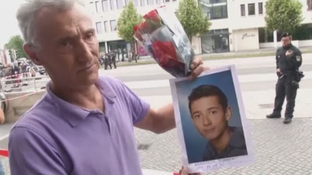 El homenaje de un padre a su hijo fallecido en el atentado de Múnich