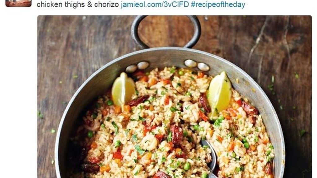 #HoyEnLaRed: Jamie Oliver echa chorizo a su paella