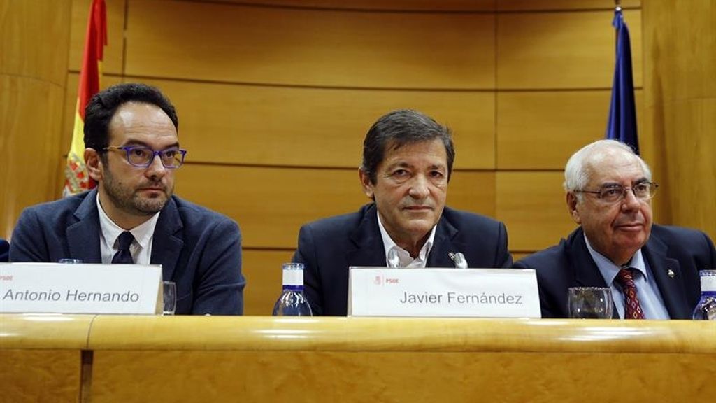 Fernández: "Tenemos que elegir entre abstención o terceras elecciones"