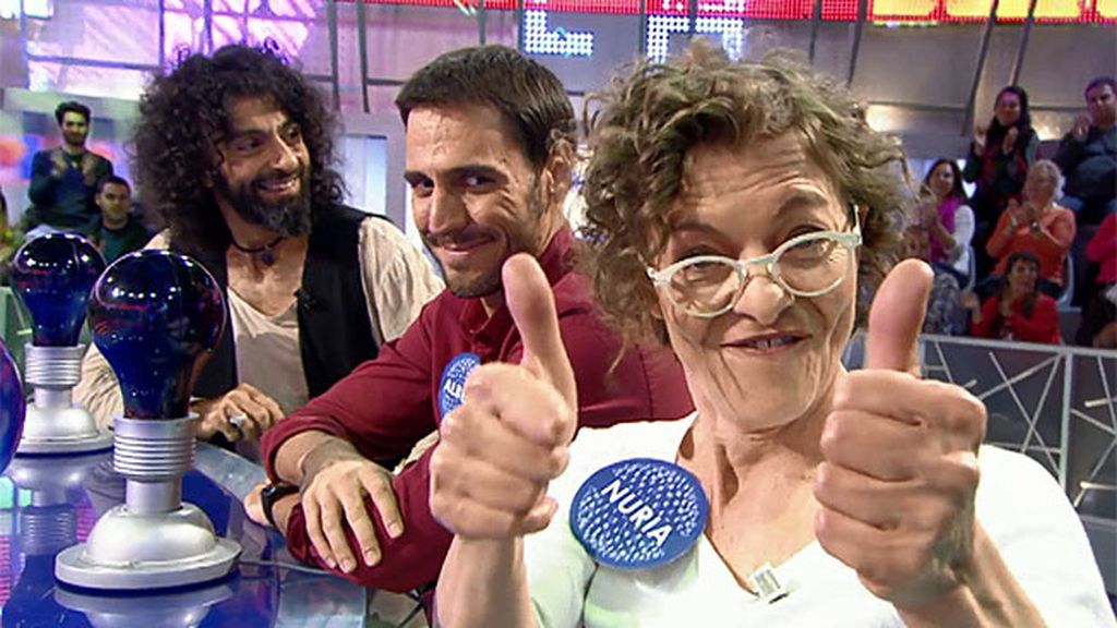 Nuria González, en la 'Pista musical': "No sé qué me han puesto en la bebida"