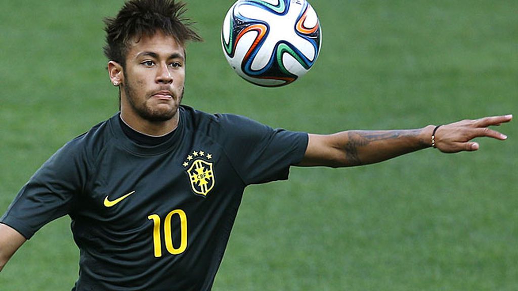 Neymar y Brasil defienden ahora la frase de 'menos samba y más trabajar'