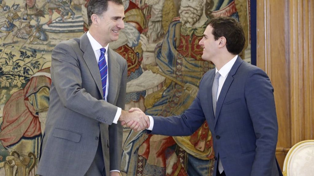 Felipe VI se reúne con Albert Rivera en la segunda ronda de contactos