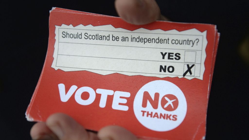 Escocia vota masivamente para decidir su futuro en un referéndum histórico