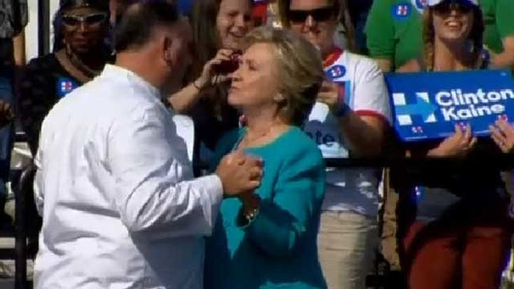 Hillary Clinton tira de José Andrés para asegurarse el voto hispano