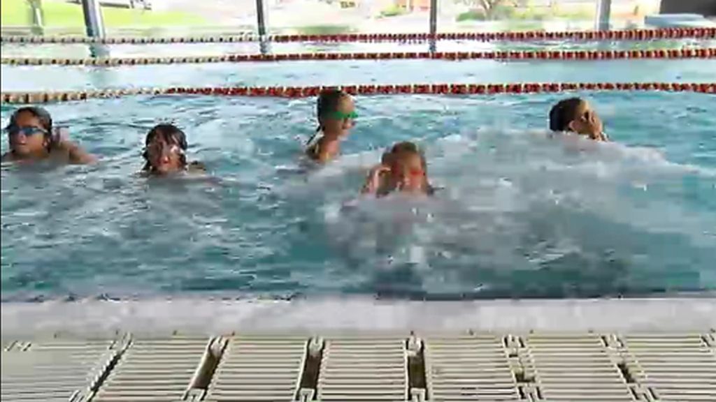 Intensifican el aprendizaje de natación en los más pequeños para evitar más tragedias