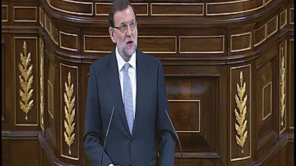 Aplausos a Cañete ante la llamada de Rajoy a las urnas