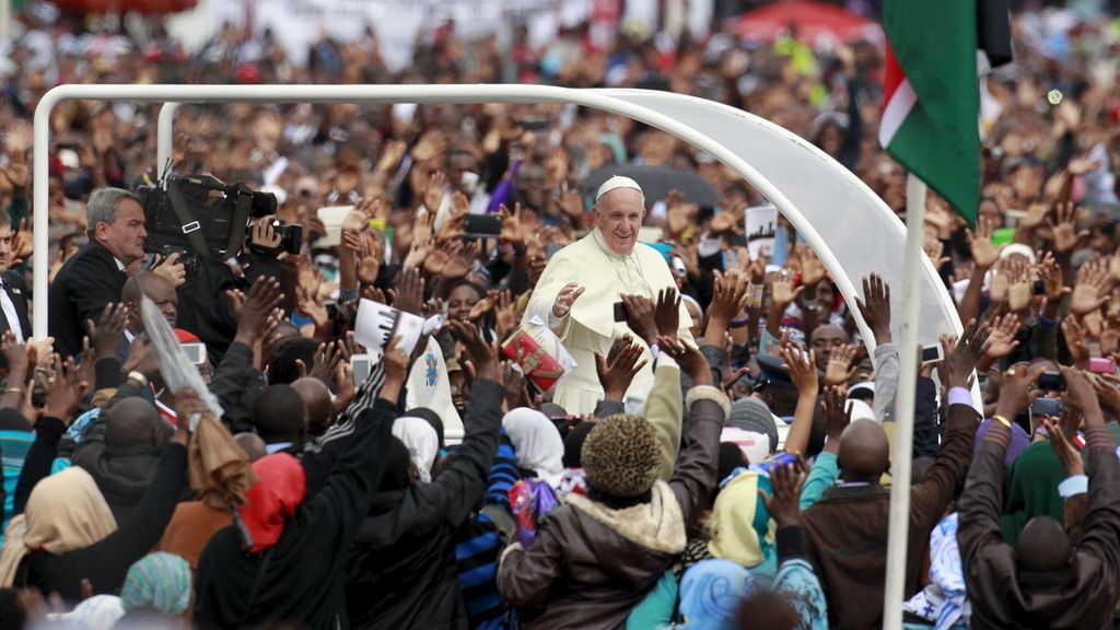 Multitudinaria misa del Papa Francisco en Nairobi