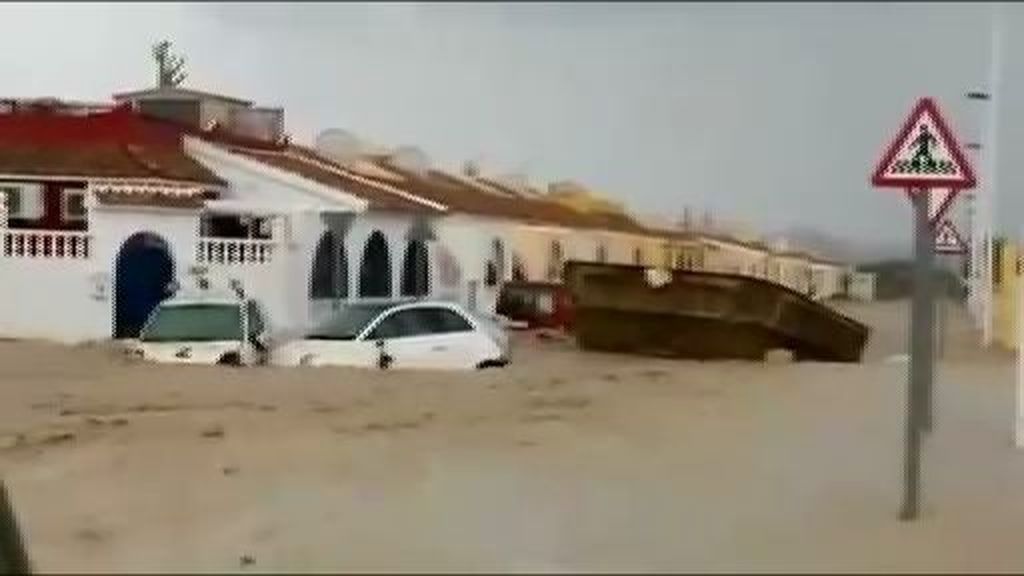 Las lluvias vuelven a inundar localidades de Almería y Murcia