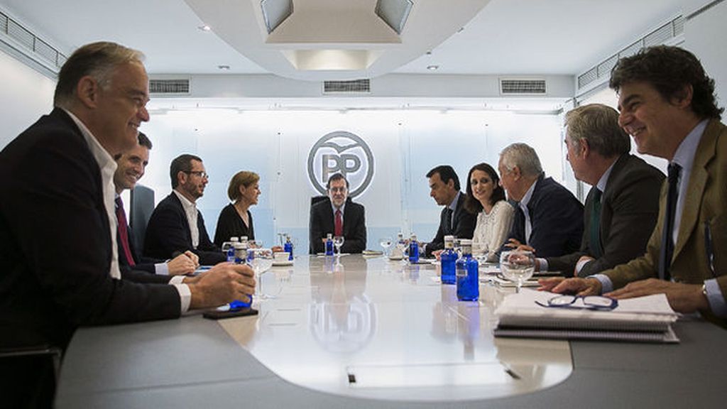 Rajoy y el PP, mudos sobre la carta a la UE anunciando recortes si ganan el 26-J