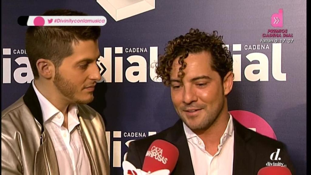 David Bisbal: "Me tomo a risa que Mario Casas este celoso, es un gran actor"