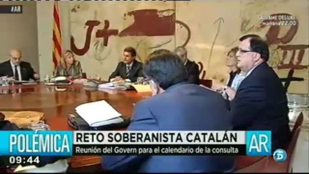 El Govern catalán se reúne para decidir el calendario de la consulta soberanista