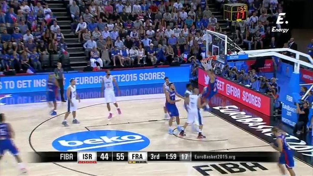 Tony Parker se marca un jugadón y Gobert se come el aro machacando a dos manos