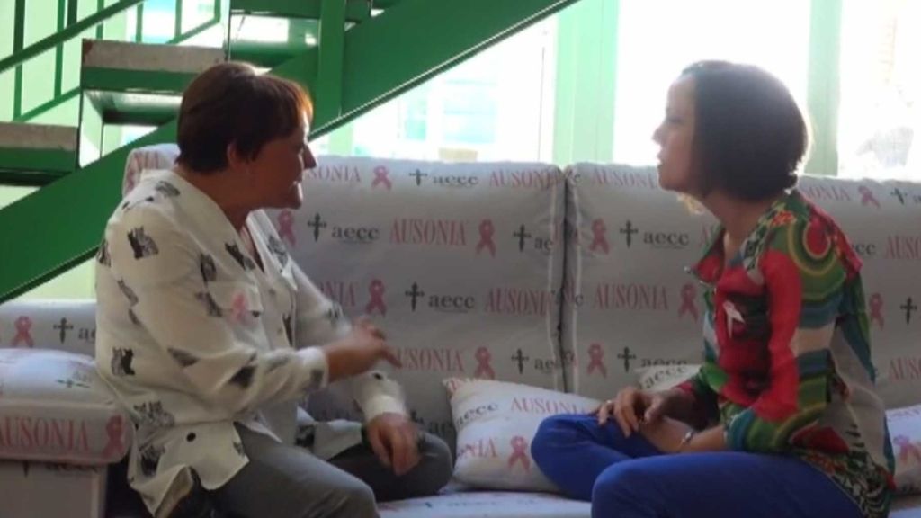Supervivientes del cáncer de mama cuentan su experiencia cargadas de esperanza