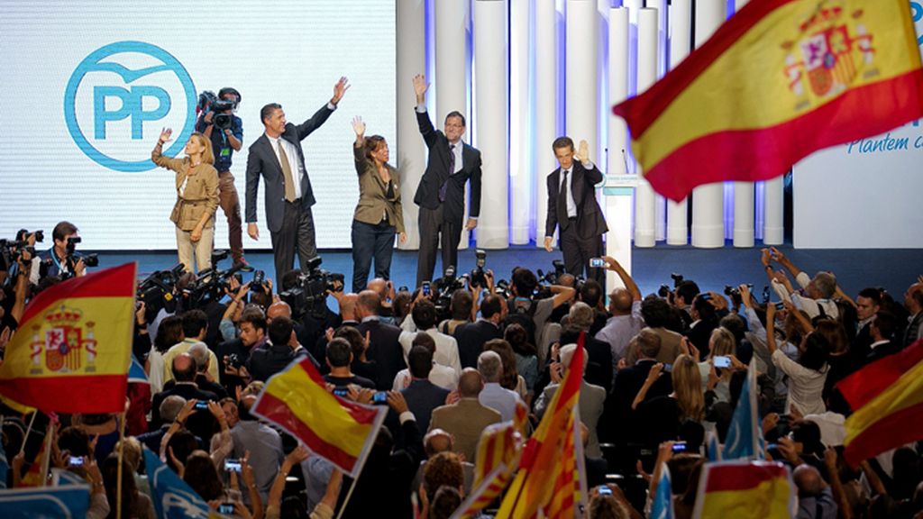 Rajoy pide el voto para Albiol en un multitudinario acto de cierre de campaña